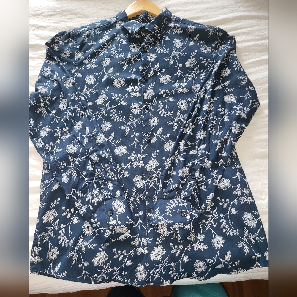 Casual long sleeve shirt